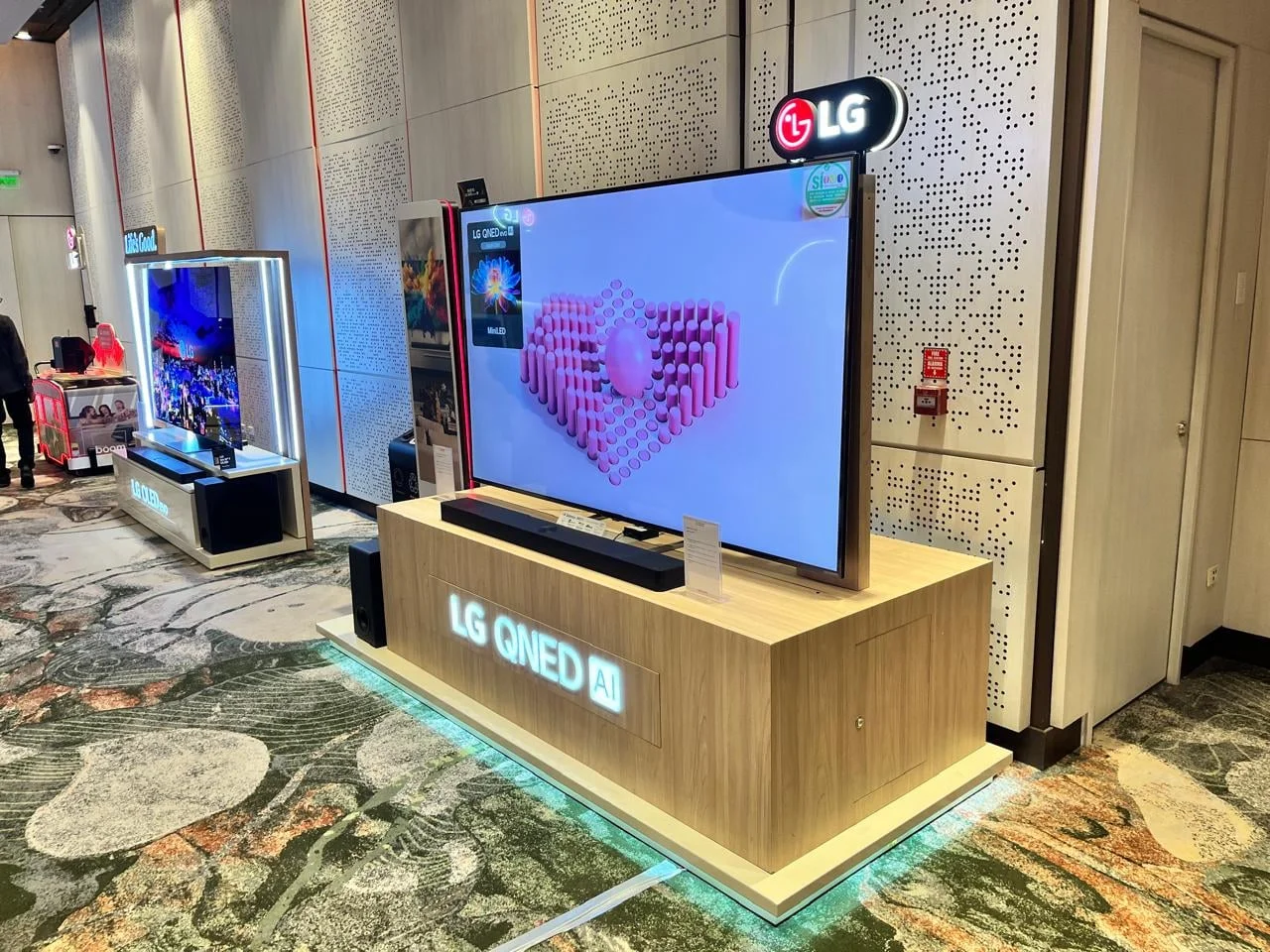 LG Road Show