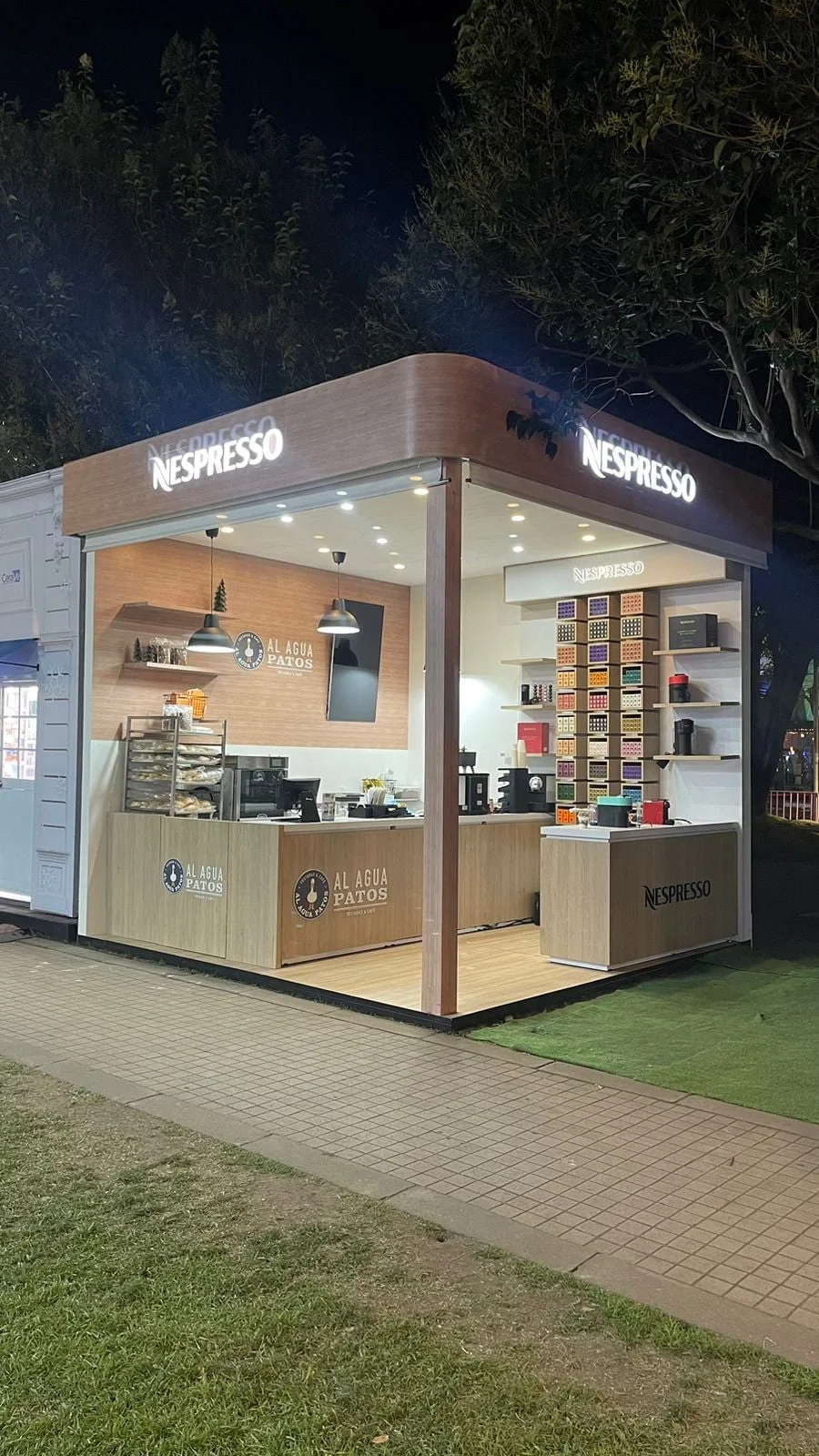 Stand Nespresso × Al Agua Patos